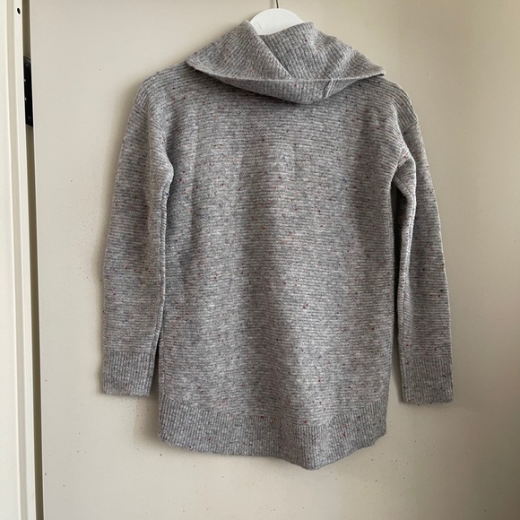 LOFT Petites Grey Ribbed Turtleneck - Picture 4 of 5